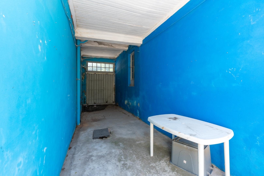 Commercial Property for Sale in Gardens Western Cape